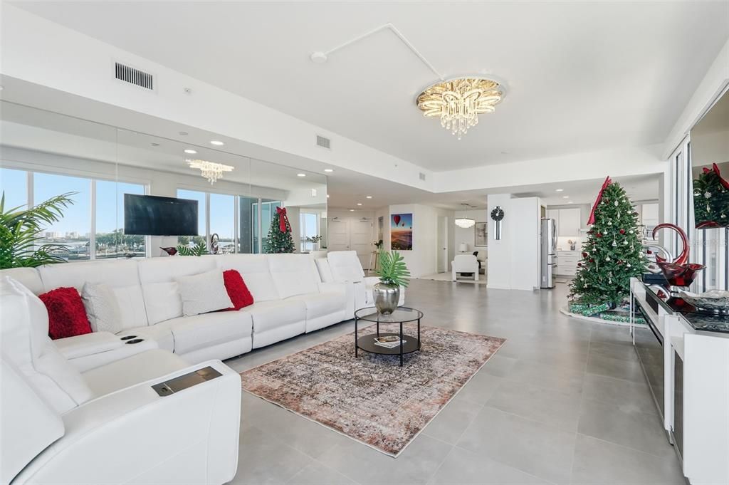 For Rent: $9,000 (3 beds, 3 baths, 2555 Square Feet)