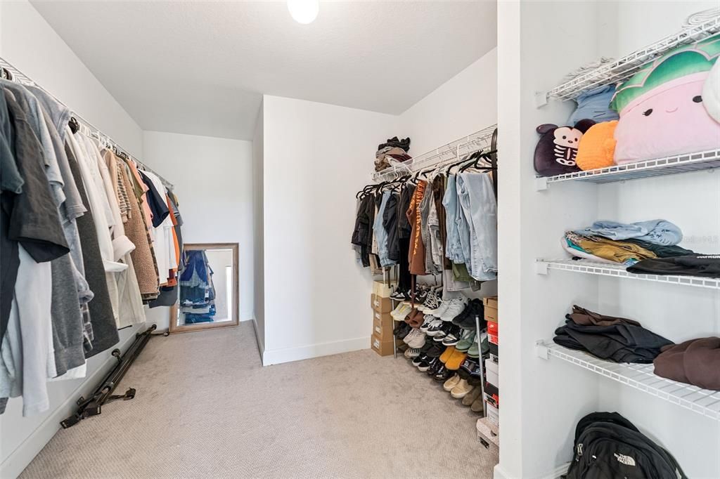 На продажу: $332,000 (3 спален, 2 ванн, 1834 Квадратных фут)