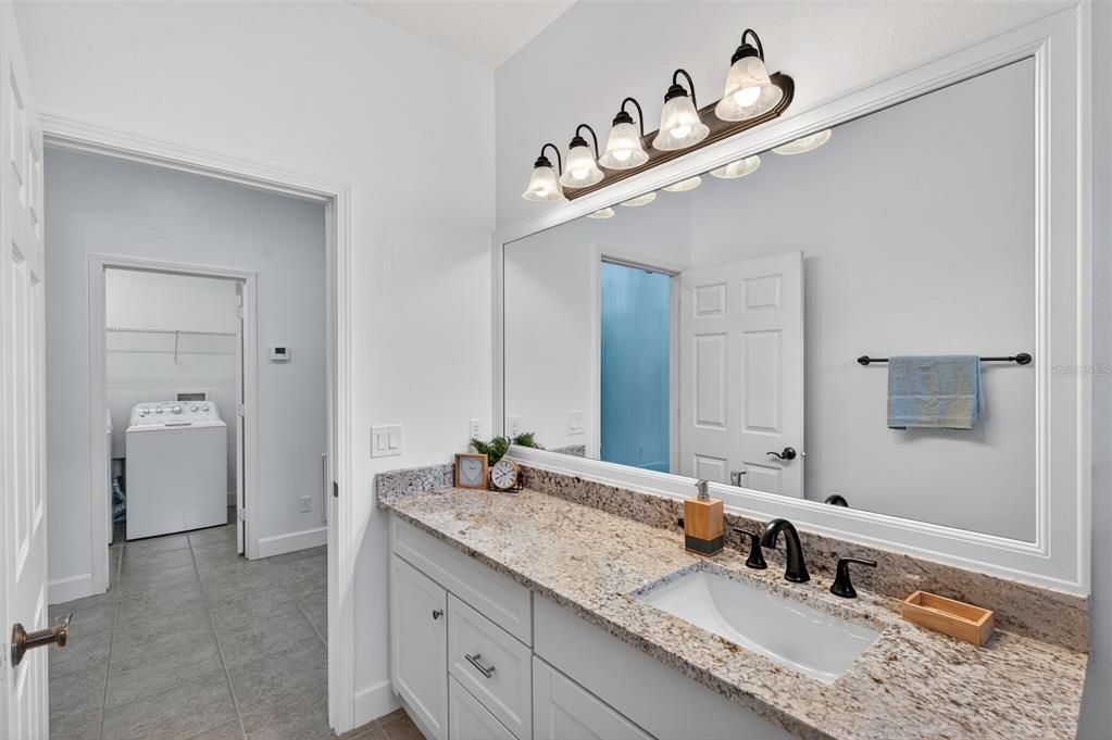 待售: $389,000 (2 贝兹, 3 浴室, 1933 平方英尺)