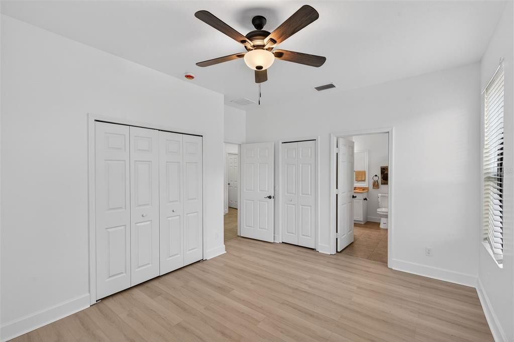 待售: $389,000 (2 贝兹, 3 浴室, 1933 平方英尺)