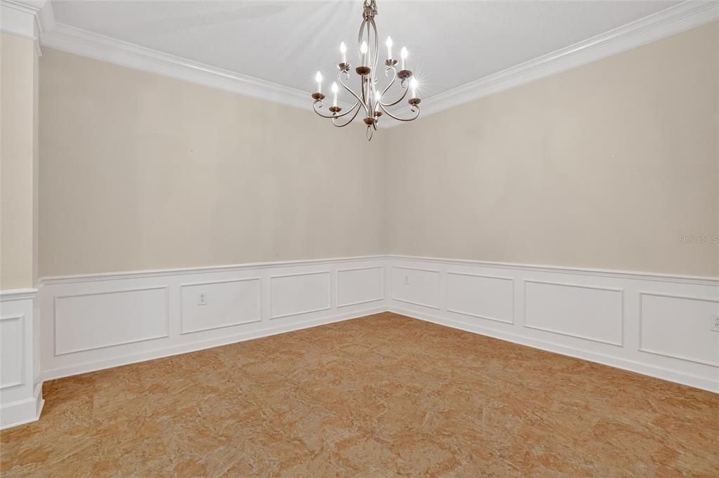 For Sale: $410,000 (2 beds, 2 baths, 1730 Square Feet)