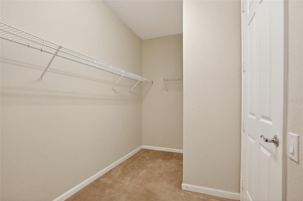 For Sale: $410,000 (2 beds, 2 baths, 1730 Square Feet)