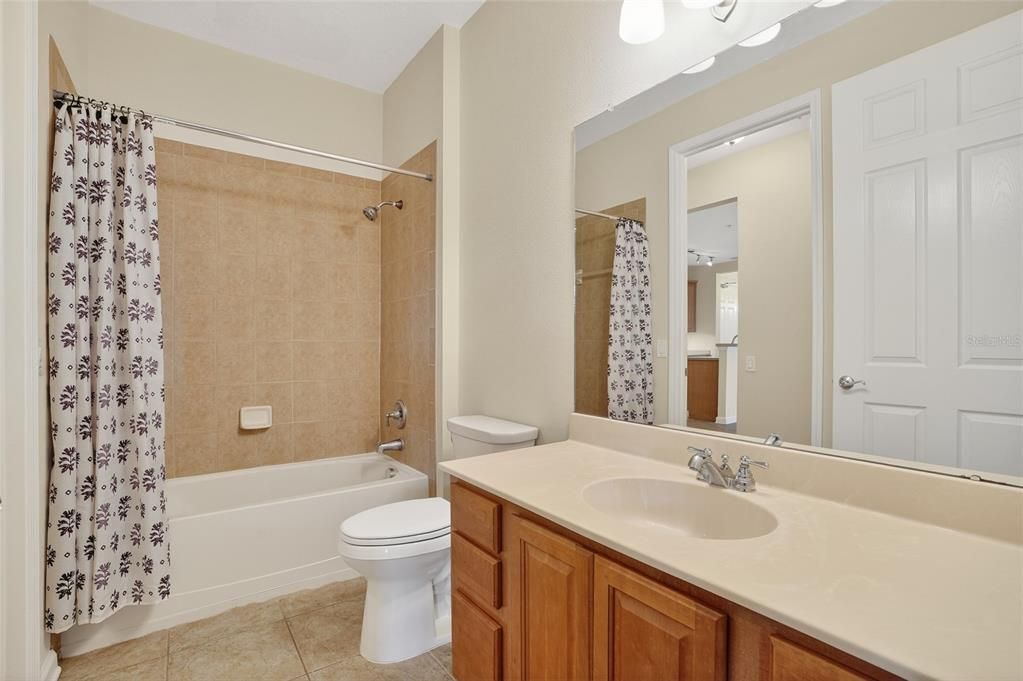 For Sale: $410,000 (2 beds, 2 baths, 1730 Square Feet)