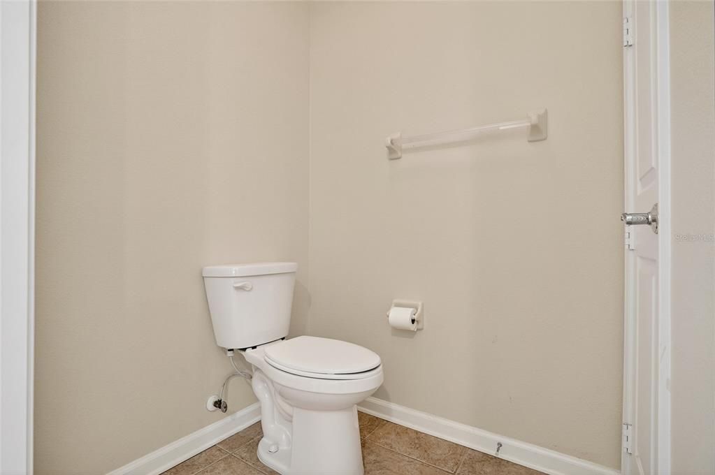 For Sale: $410,000 (2 beds, 2 baths, 1730 Square Feet)