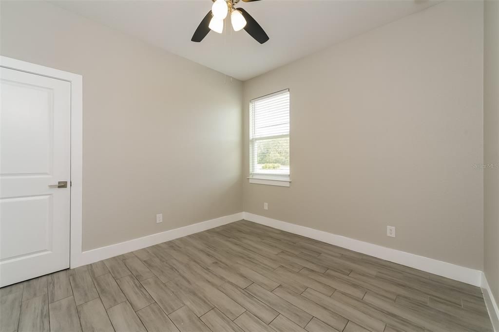 For Rent: $2,375 (4 beds, 2 baths, 1670 Square Feet)