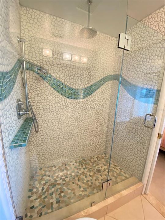 В аренду: $2,400 (2 спален, 2 ванн, 1092 Квадратных фут)