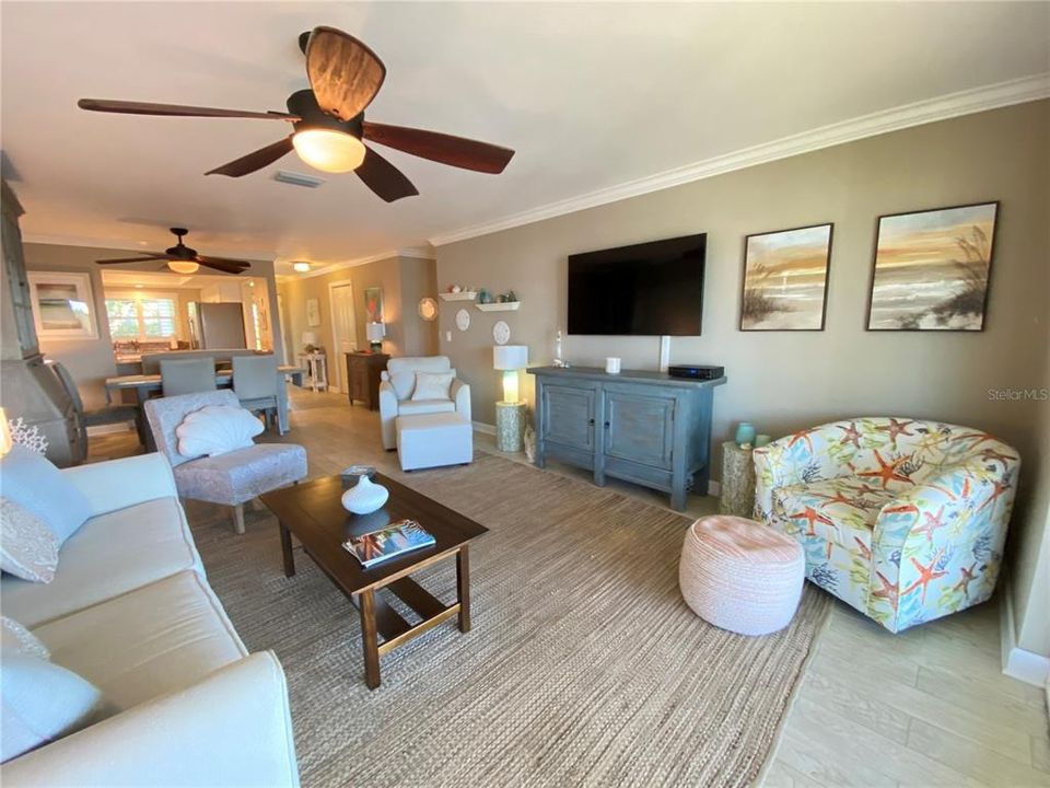 В аренду: $2,400 (2 спален, 2 ванн, 1092 Квадратных фут)