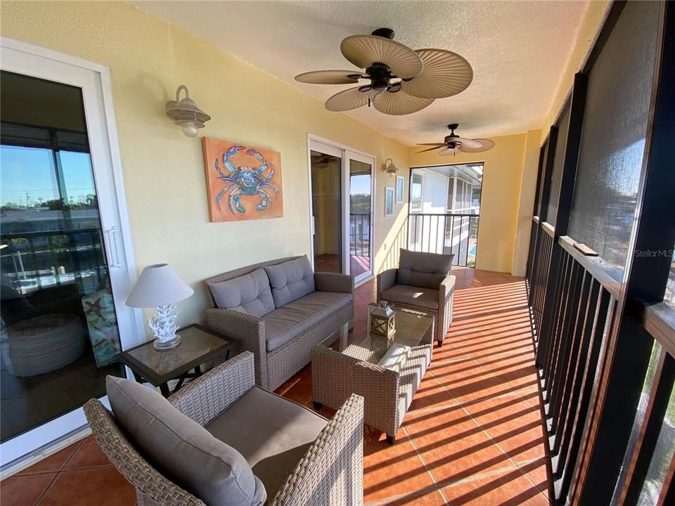 В аренду: $2,400 (2 спален, 2 ванн, 1092 Квадратных фут)