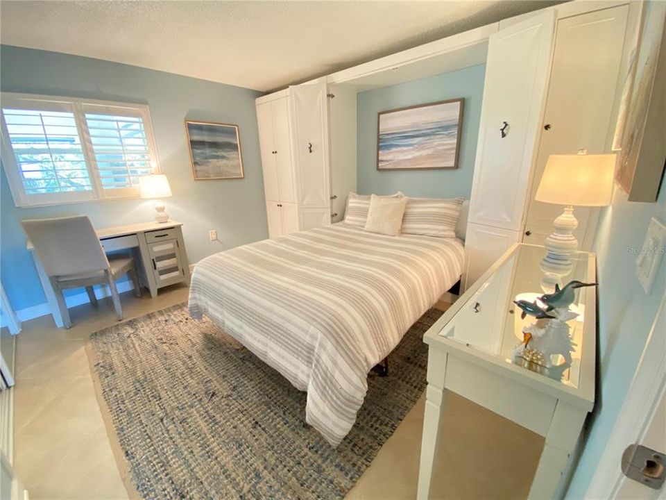 В аренду: $2,400 (2 спален, 2 ванн, 1092 Квадратных фут)