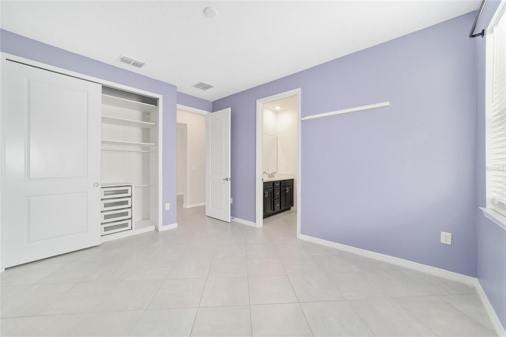 En Venta: $475,000 (4 camas, 3 baños, 2881 Pies cuadrados)