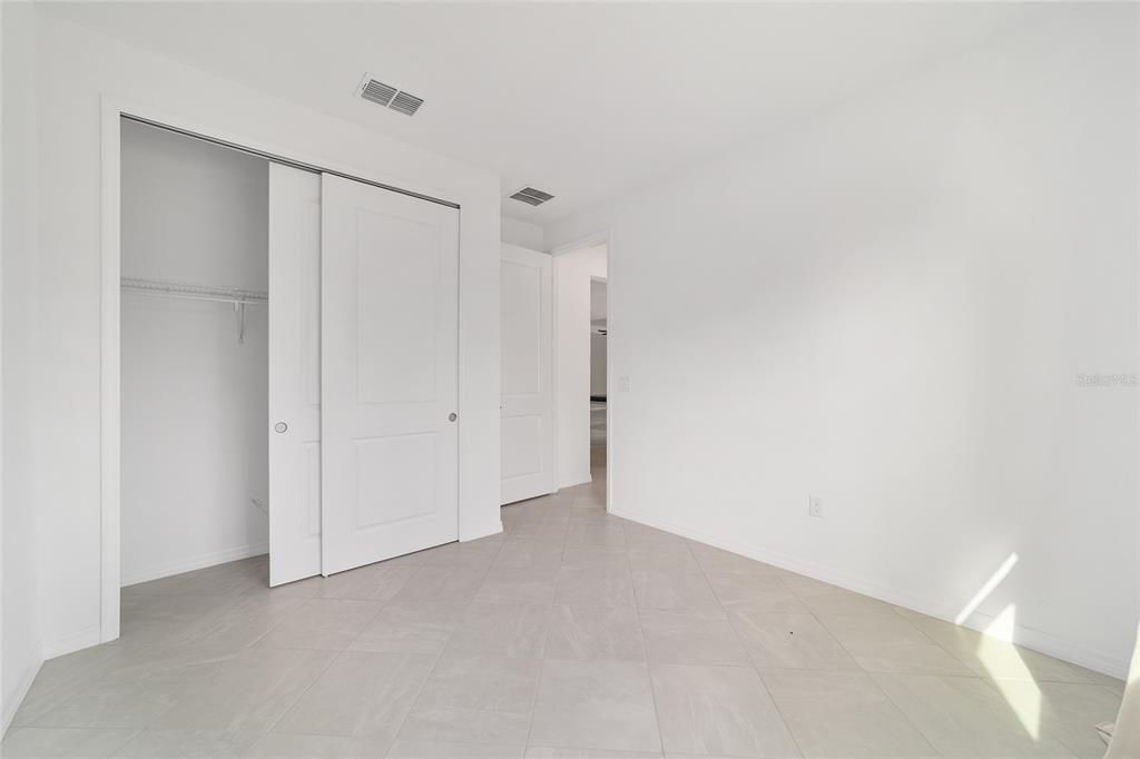 En Venta: $475,000 (4 camas, 3 baños, 2881 Pies cuadrados)