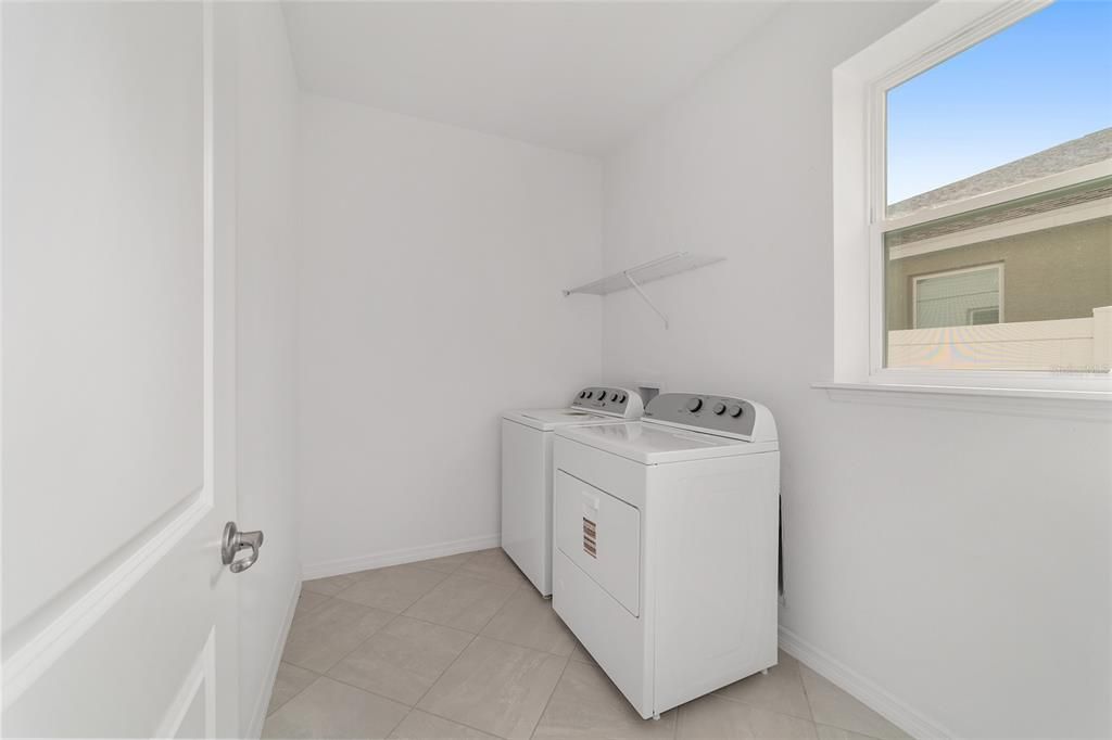 En Venta: $475,000 (4 camas, 3 baños, 2881 Pies cuadrados)