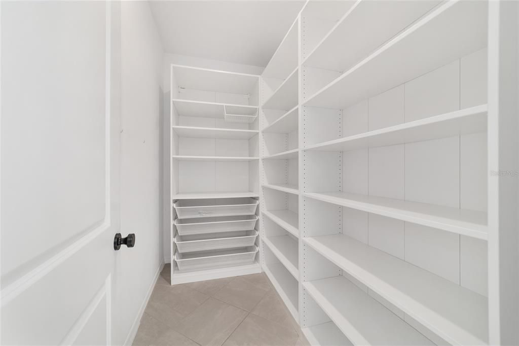 En Venta: $475,000 (4 camas, 3 baños, 2881 Pies cuadrados)