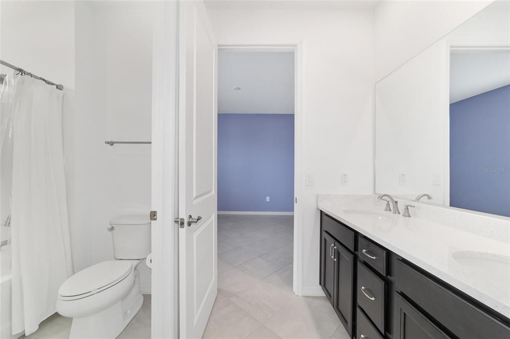 En Venta: $475,000 (4 camas, 3 baños, 2881 Pies cuadrados)