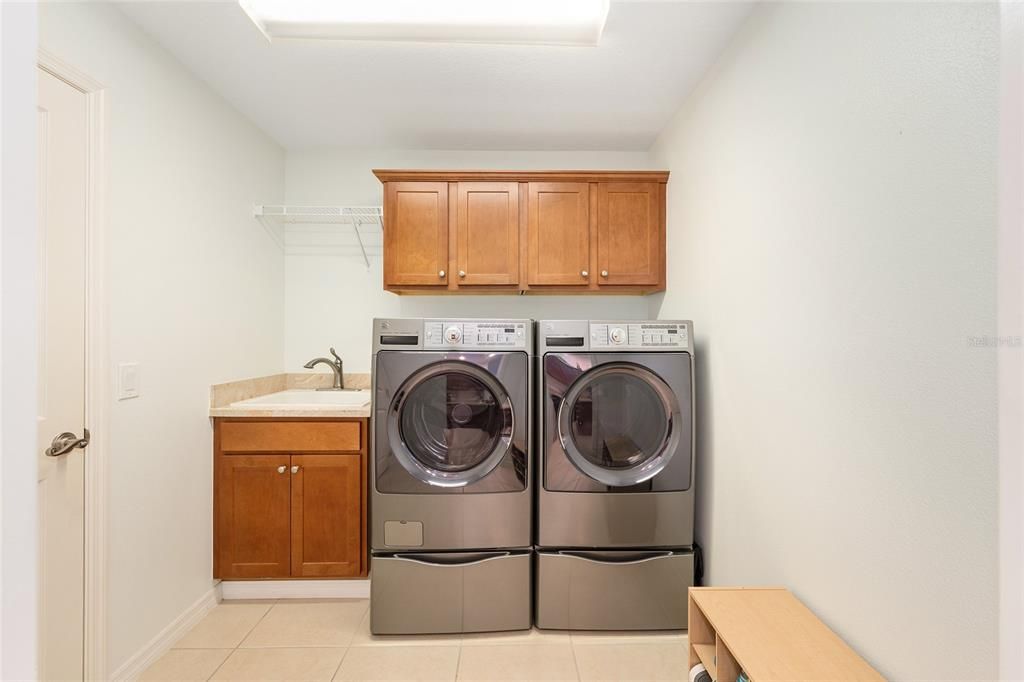 待售: $469,000 (3 贝兹, 2 浴室, 2014 平方英尺)