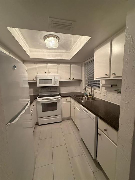 В аренду: $1,550 (2 спален, 2 ванн, 1110 Квадратных фут)
