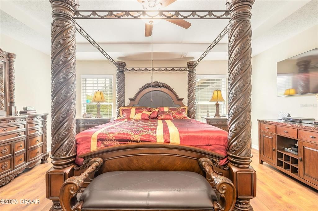 待售: $399,900 (3 贝兹, 3 浴室, 2200 平方英尺)