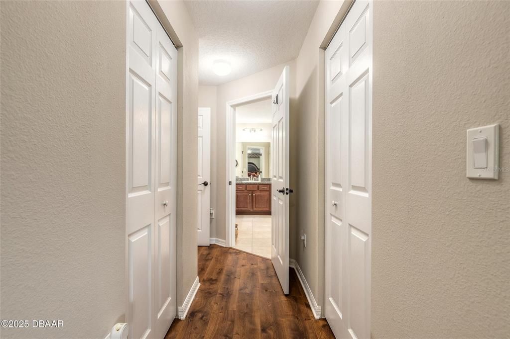 待售: $399,900 (3 贝兹, 3 浴室, 2200 平方英尺)