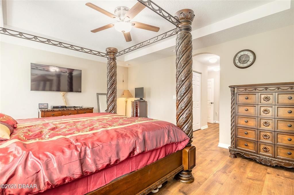 待售: $399,900 (3 贝兹, 3 浴室, 2200 平方英尺)