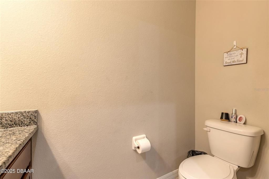 待售: $399,900 (3 贝兹, 3 浴室, 2200 平方英尺)