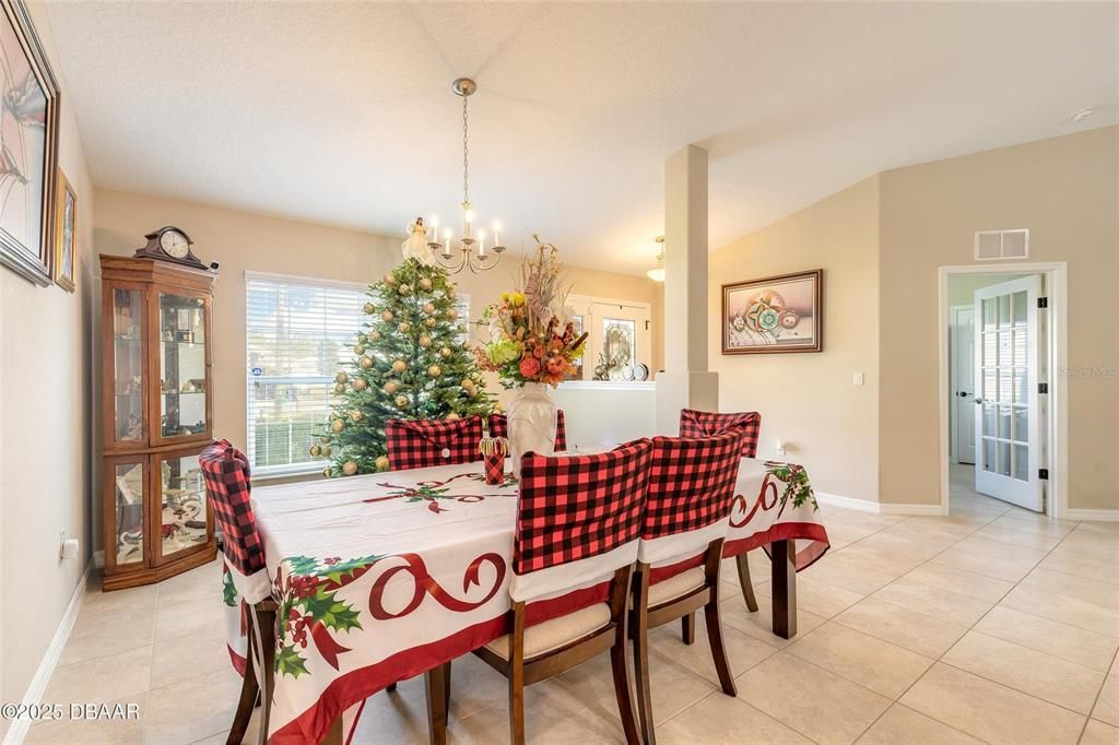 待售: $399,900 (3 贝兹, 3 浴室, 2200 平方英尺)