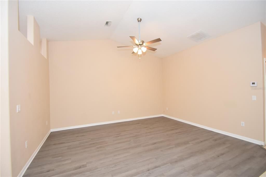 出租: $1,650 (3 贝兹, 2 浴室, 1270 平方英尺)