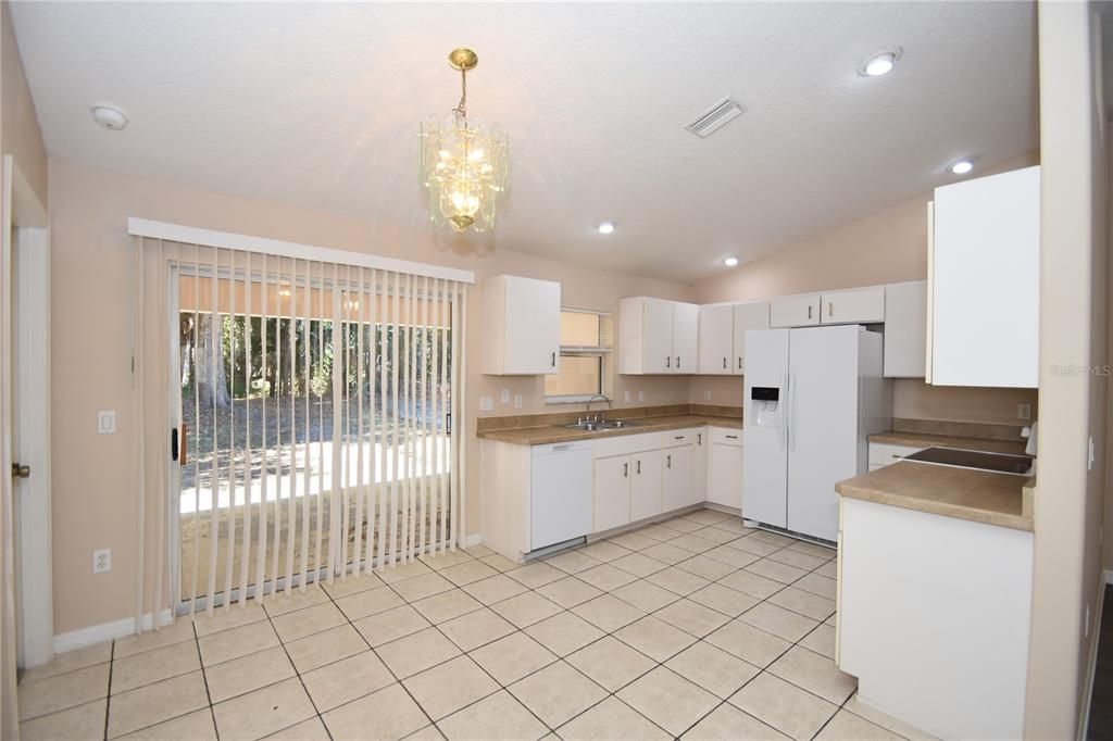 出租: $1,650 (3 贝兹, 2 浴室, 1270 平方英尺)