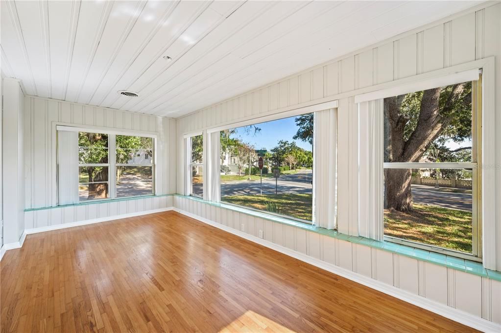 待售: $549,900 (3 贝兹, 2 浴室, 2058 平方英尺)