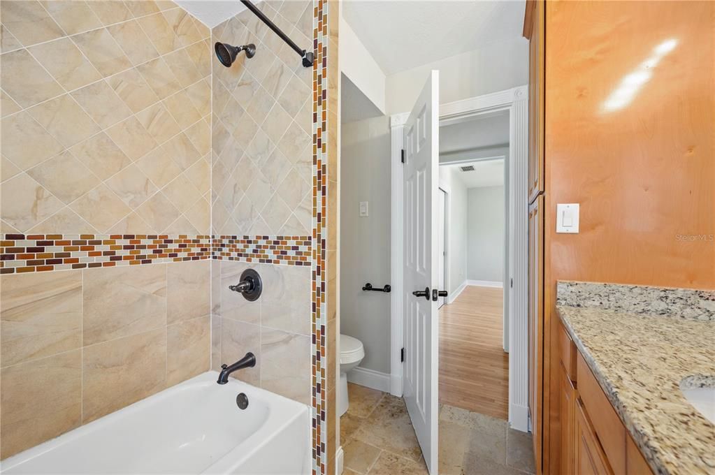 待售: $549,900 (3 贝兹, 2 浴室, 2058 平方英尺)