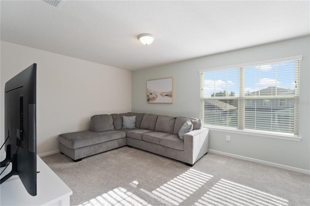 На продажу: $529,900 (4 спален, 3 ванн, 2207 Квадратных фут)