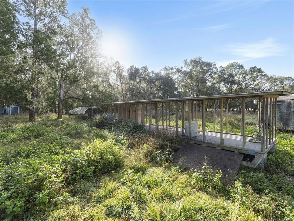 待售: $250,000 (4 贝兹, 2 浴室, 1248 平方英尺)