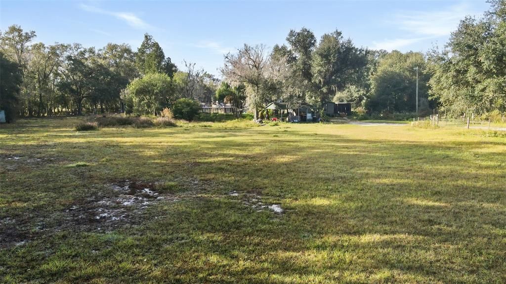 待售: $250,000 (4 贝兹, 2 浴室, 1248 平方英尺)