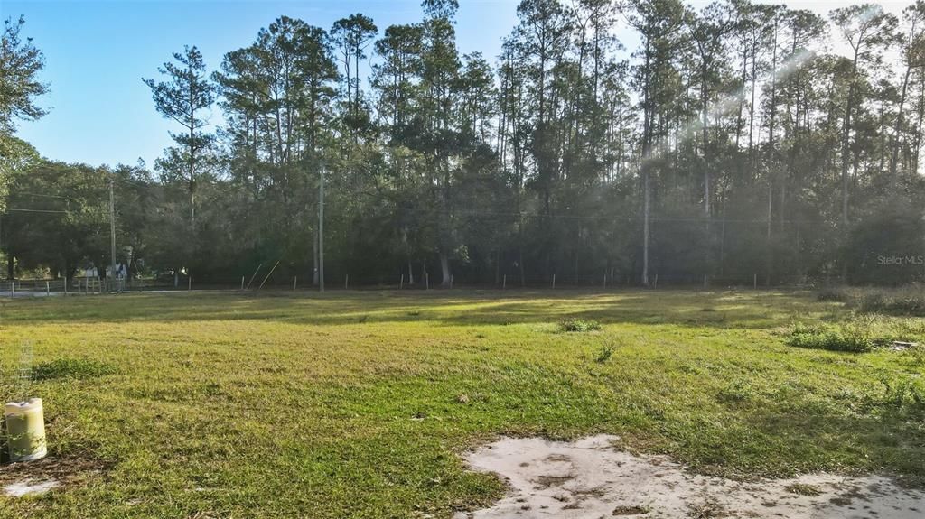 待售: $250,000 (4 贝兹, 2 浴室, 1248 平方英尺)