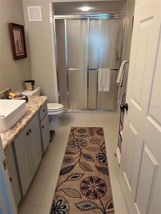 待售: $275,000 (3 贝兹, 2 浴室, 1325 平方英尺)