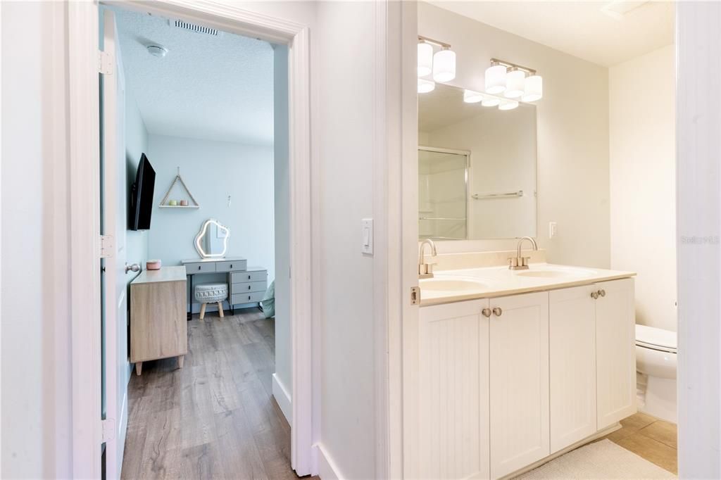 待售: $729,000 (3 贝兹, 3 浴室, 2744 平方英尺)