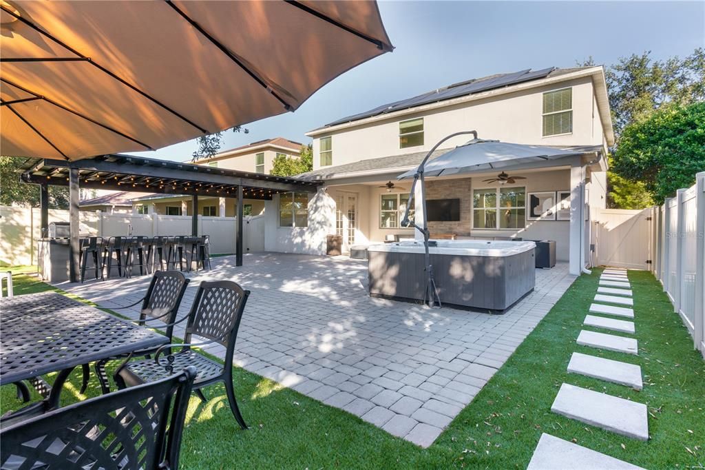 待售: $729,000 (3 贝兹, 3 浴室, 2744 平方英尺)