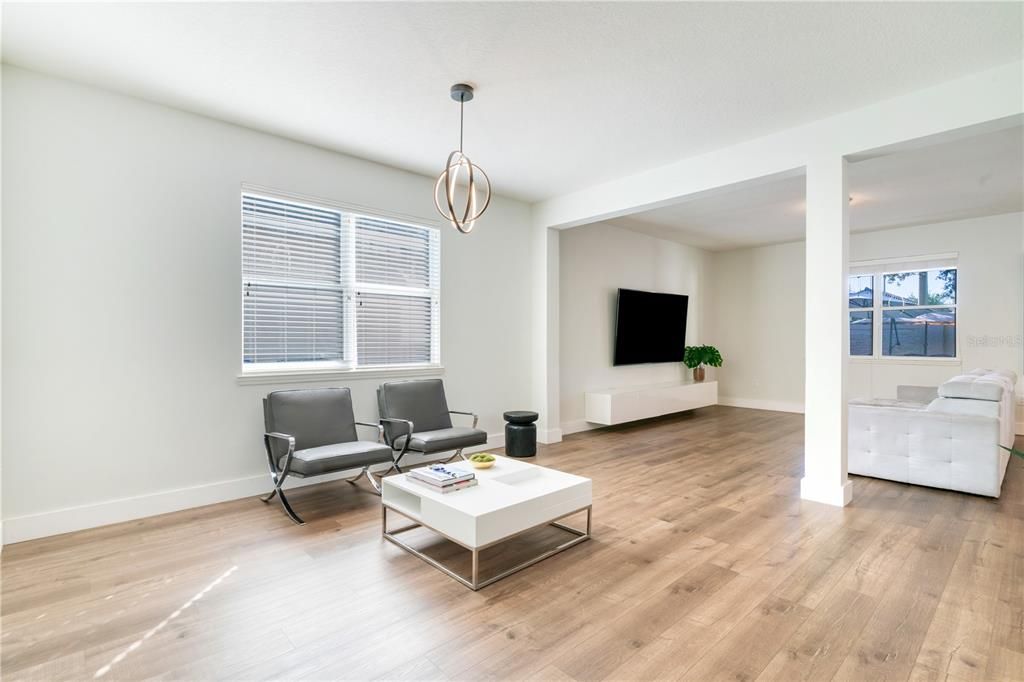 待售: $729,000 (3 贝兹, 3 浴室, 2744 平方英尺)