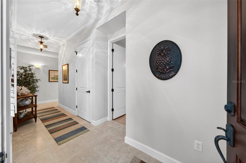 En Venta: $948,000 (3 camas, 2 baños, 2013 Pies cuadrados)