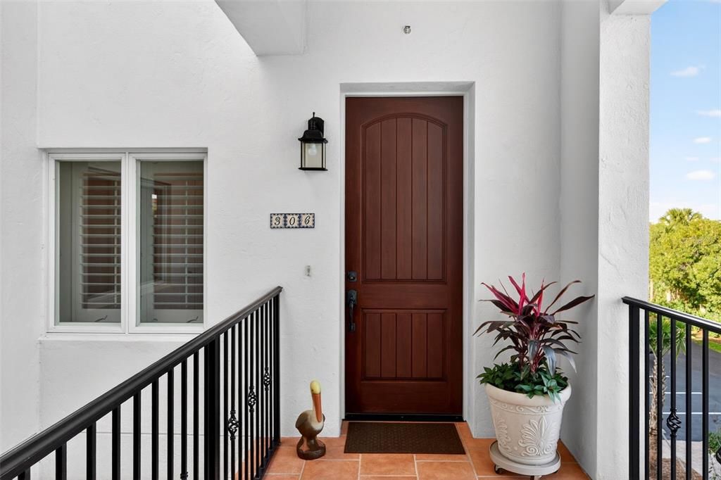 En Venta: $948,000 (3 camas, 2 baños, 2013 Pies cuadrados)