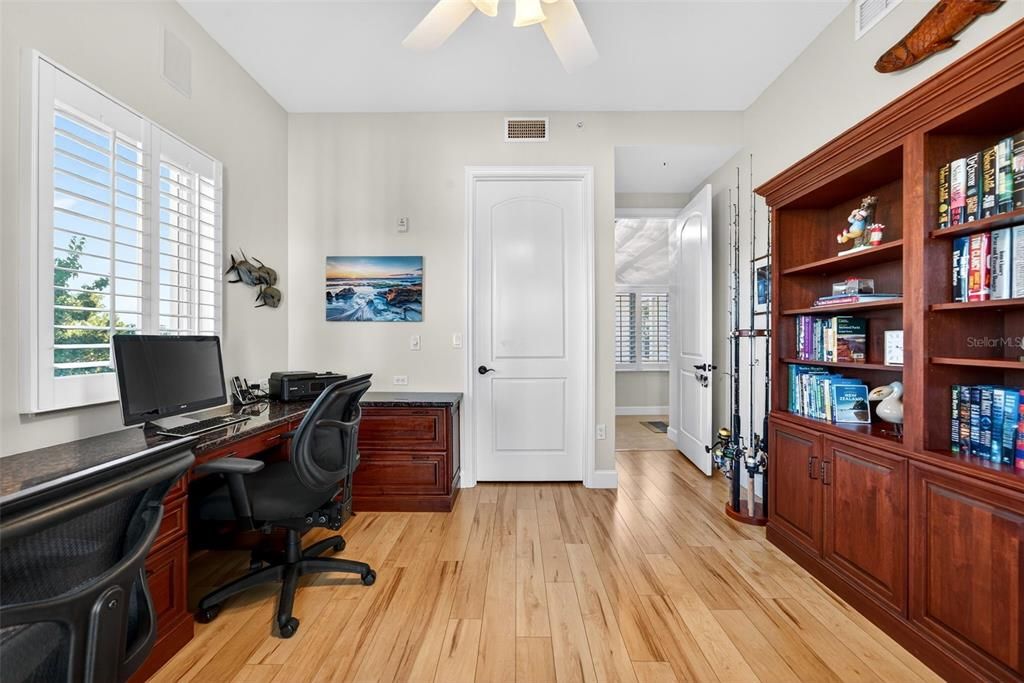 En Venta: $948,000 (3 camas, 2 baños, 2013 Pies cuadrados)