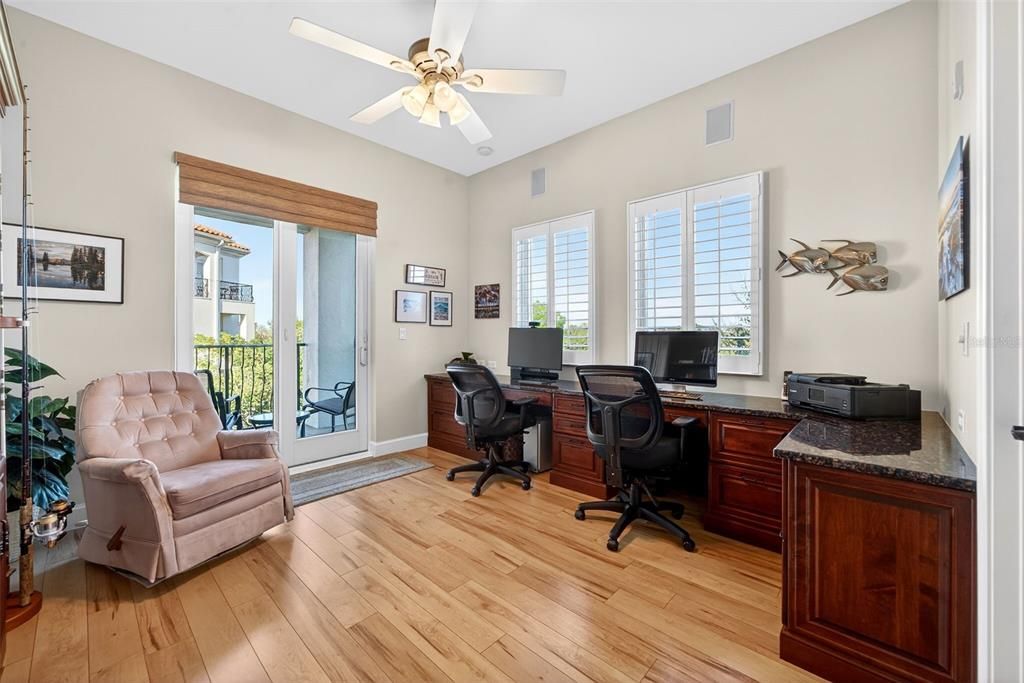 En Venta: $948,000 (3 camas, 2 baños, 2013 Pies cuadrados)