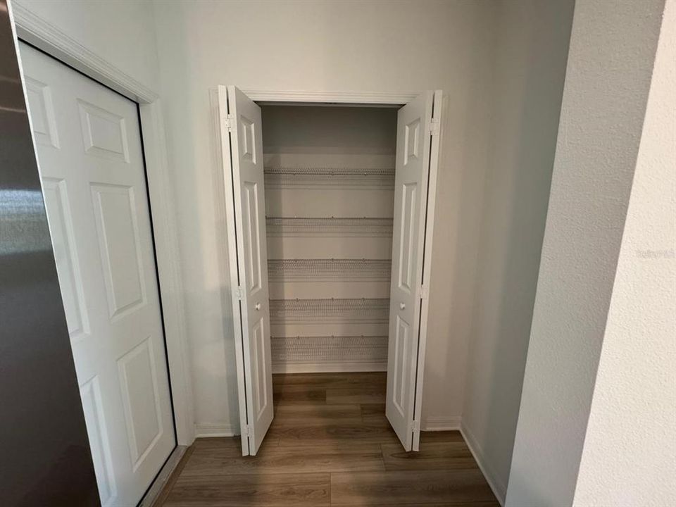 For Rent: $2,600 (4 beds, 2 baths, 1876 Square Feet)