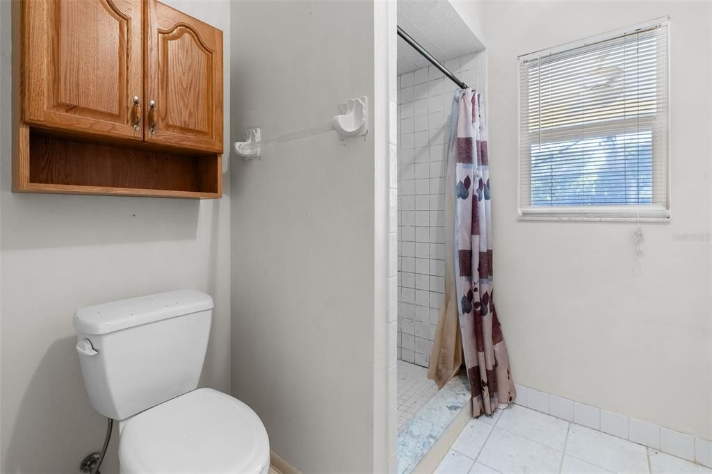 For Sale: $415,000 (3 beds, 2 baths, 1789 Square Feet)