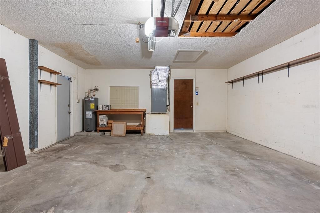 For Sale: $415,000 (3 beds, 2 baths, 1789 Square Feet)