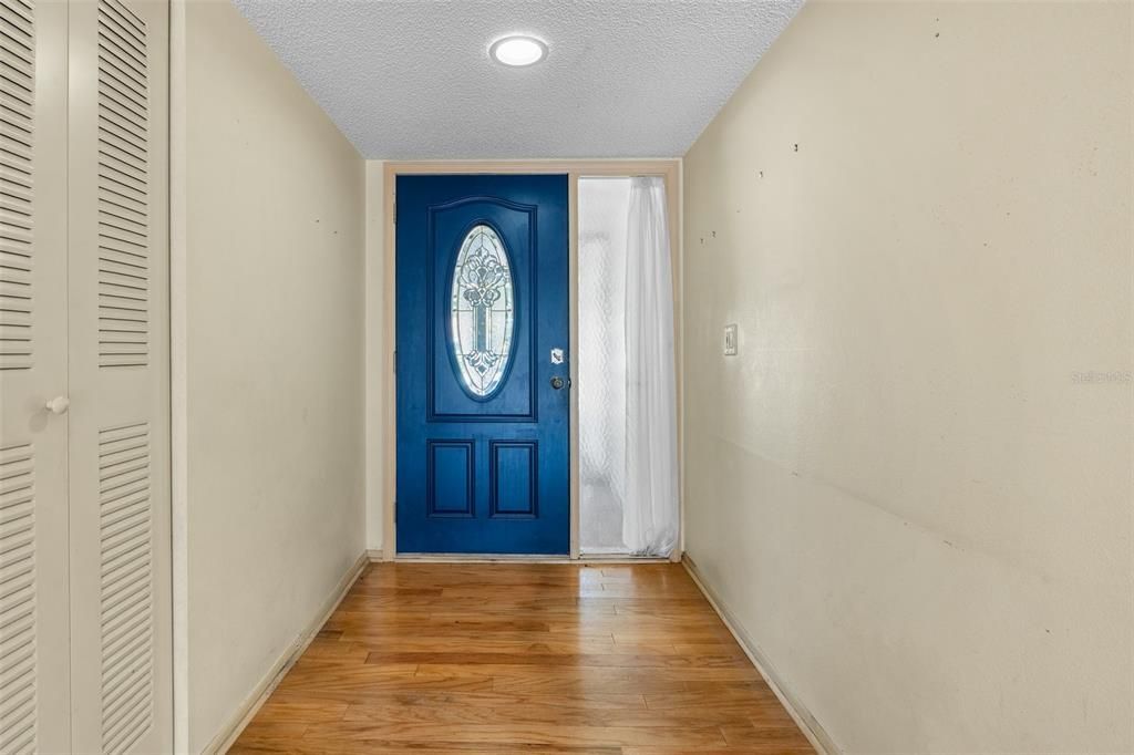 For Sale: $415,000 (3 beds, 2 baths, 1789 Square Feet)