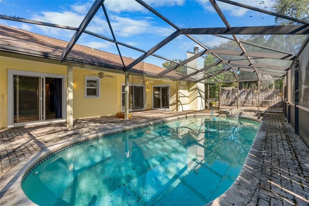 For Sale: $415,000 (3 beds, 2 baths, 1789 Square Feet)