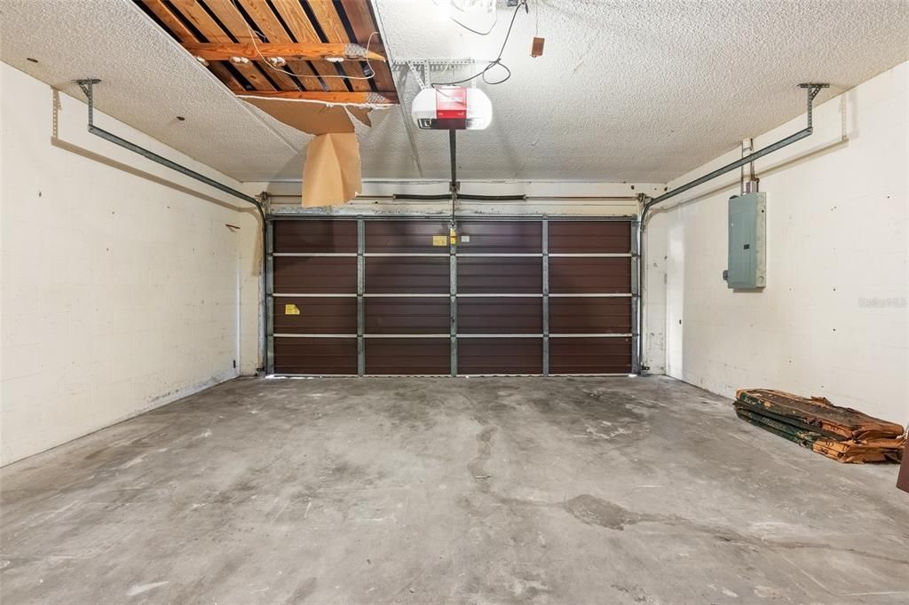 For Sale: $415,000 (3 beds, 2 baths, 1789 Square Feet)