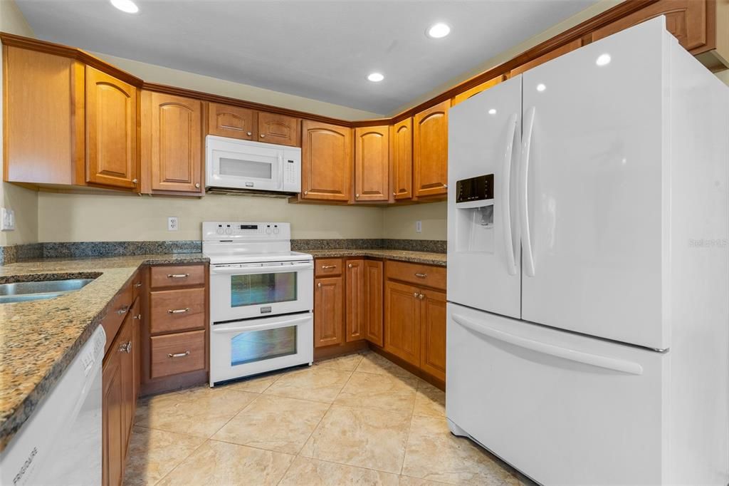 For Sale: $415,000 (3 beds, 2 baths, 1789 Square Feet)