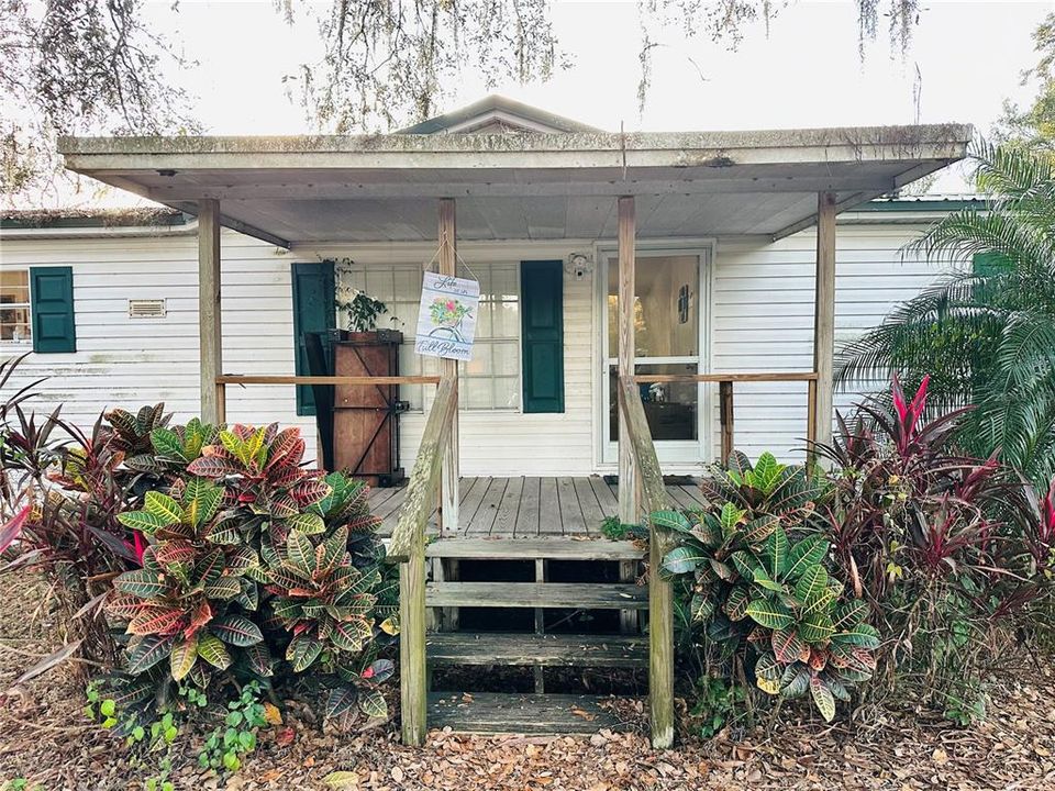 На продажу: $160,000 (3 спален, 2 ванн, 1352 Квадратных фут)