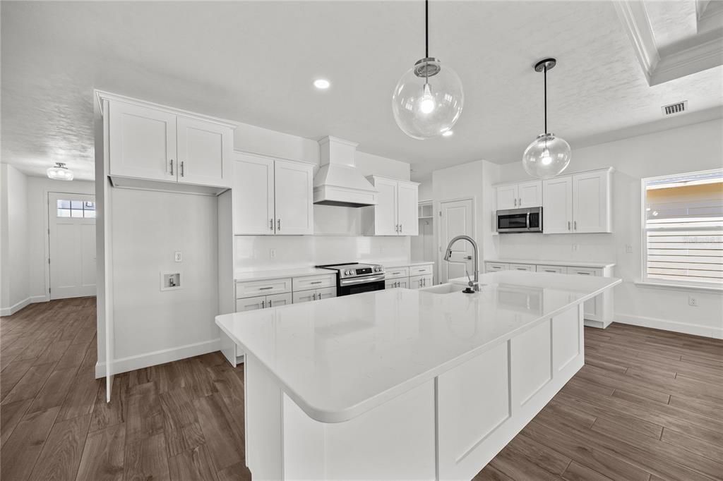 待售: $467,900 (3 贝兹, 2 浴室, 1900 平方英尺)